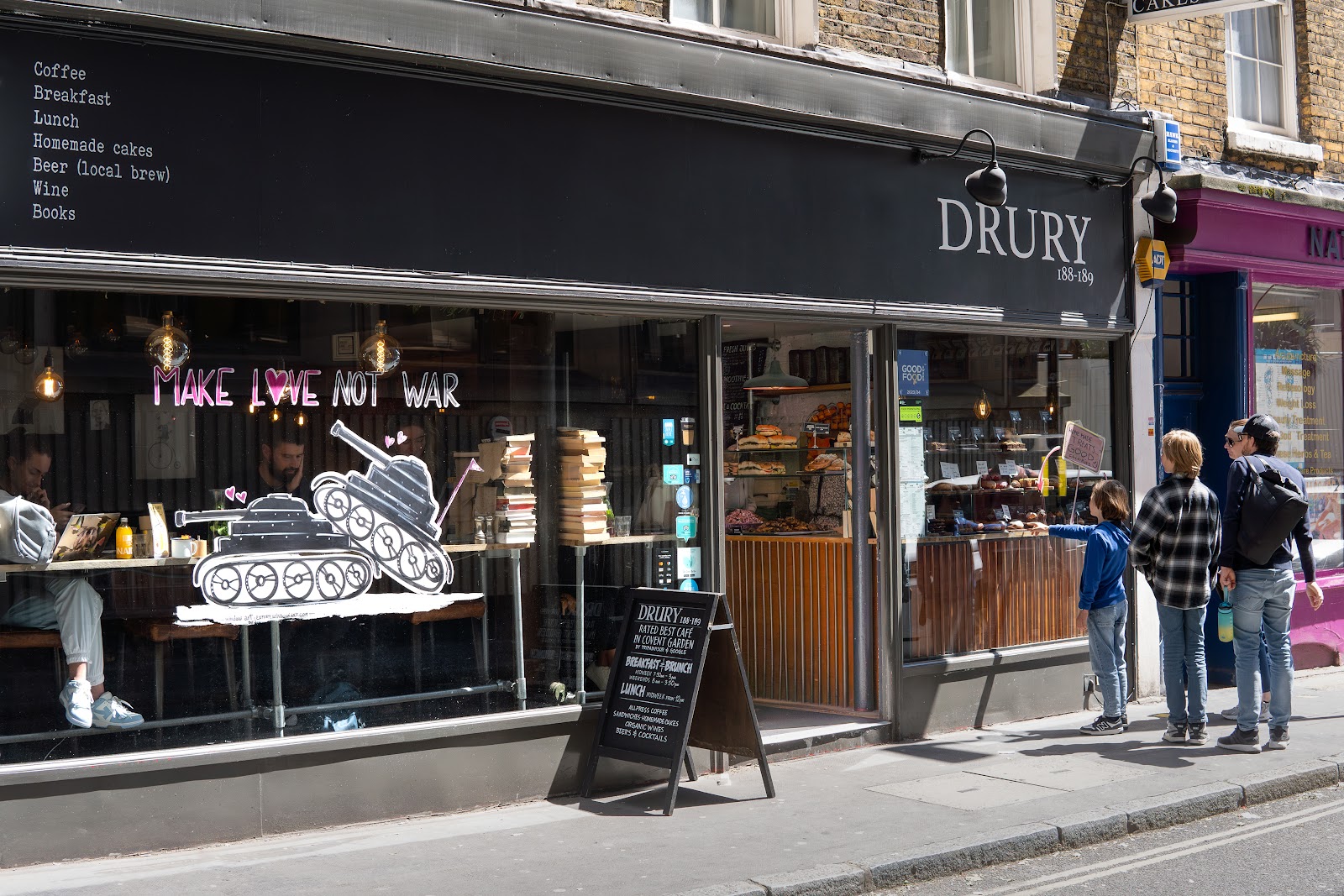 Day 2 — Museums & South Kensington Trio