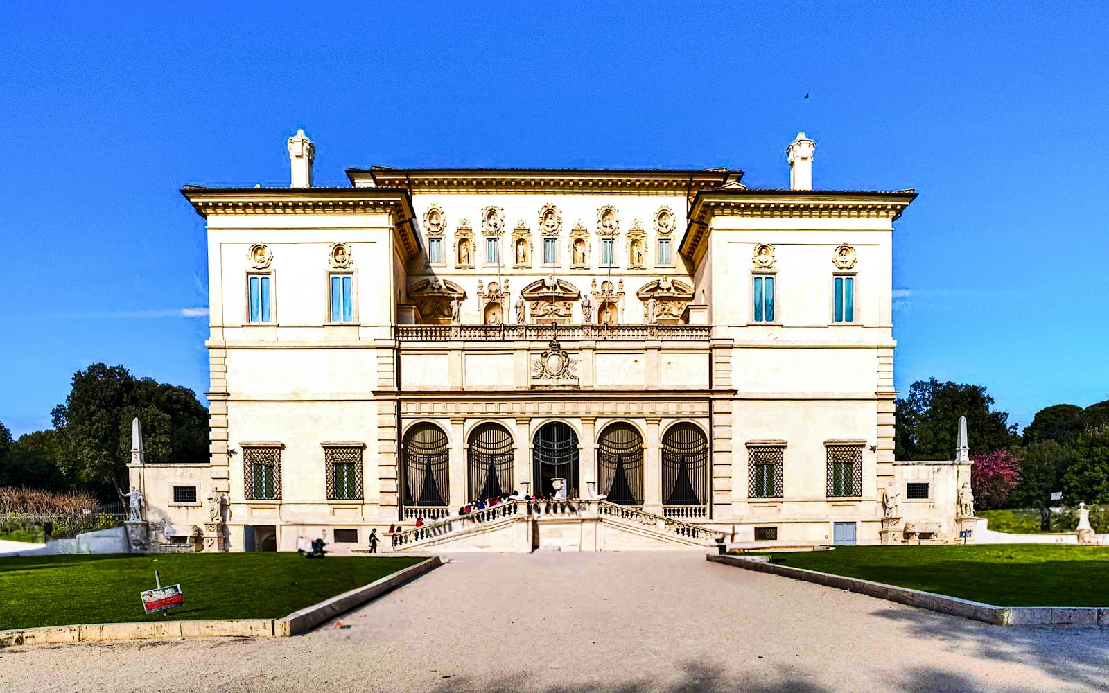 Day 3 — Baroque & Gardens